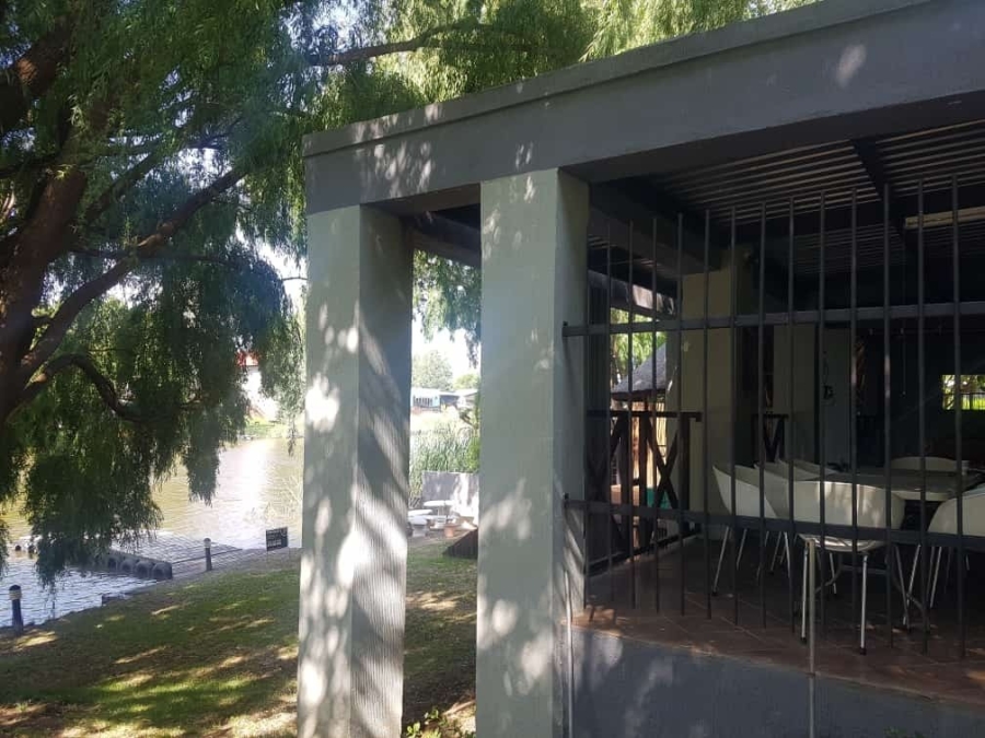 To Let 2 Bedroom Property for Rent in Maselspoort Free State